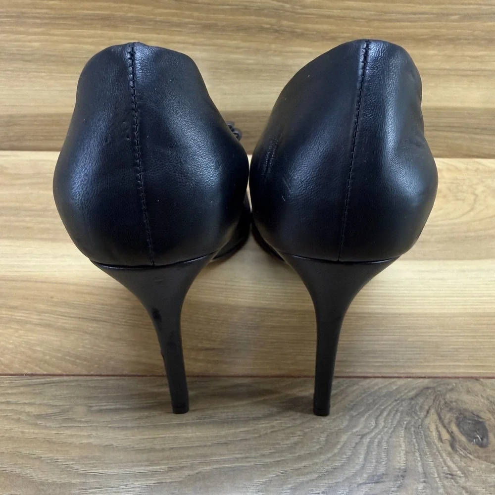 Salvatore Ferragamo Zeri Bow Double Pumps 9 B Black Leather Pointed Toe Formal